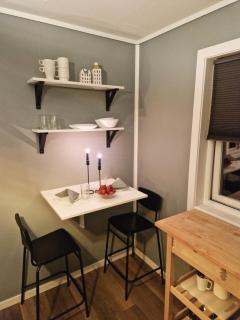 Cozy apartment with bathroom, porch, garden, private entrance - 0