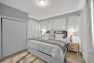 Spacious Haven 8-Min to Chicago Sleeps 10 - 1