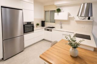 Royalty House - 4