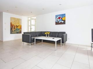 5 star holiday home in Grenaa - 5