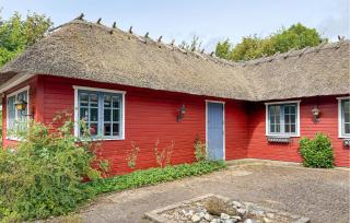 Stunning Home In Hejls With Sauna - 3