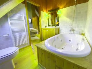 Espectacular dúplex en Baqueira con 3 habitaciones y 4 baños, con aparcamiento y capacidad para 6-8 personas - 4