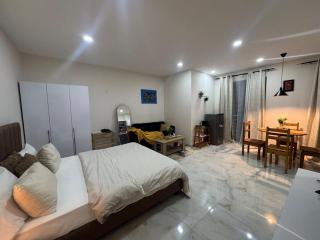 studio premium en face du phare des mamelle - Dakar - 2