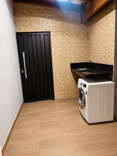 Casa com 2 quartos a poucos metros do Center Shopping - 3