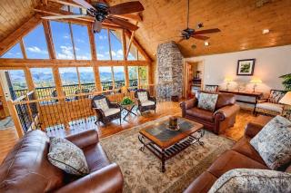 Tanasi Lodge Wake Up to Top-of-the-World Views 10BR Sleeps 30 - Sevierville - 4