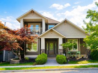2 bedroom and 2 bathroom with private entrance in Kelowna - 0