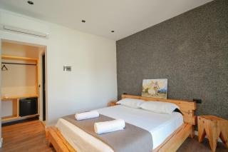 Albulena Hotel & Camping - 1