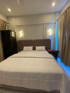 3 BHK in Heart of DHA - 1
