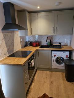 Kestrel Cottage - rural getaway with big garden - 1