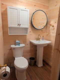 Fern Hill Cabin - 4