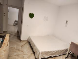 New apartment near UVVG and hospital,self check in non-stop,privacy! - 1
