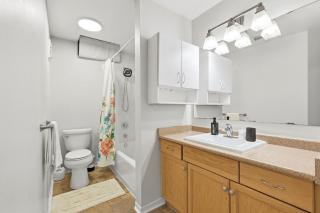Cozy 1BR, Parking, WiFi and Close to all Amenities - 7