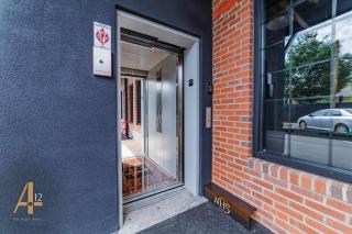 A12 Neighborhood House Speakeasy Suite - 2