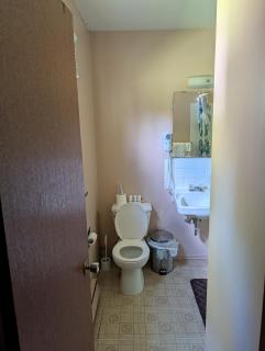 Lang's Motel - 5
