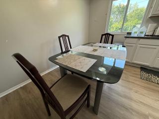 Bright Renovated 4BR 2BA Home With Utilities Included And Near Healthcare Centers - 7
