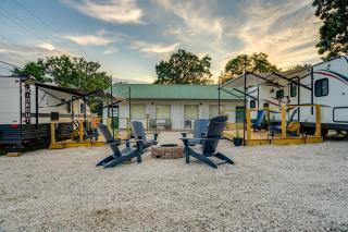 2-Unit RV Retreat Near Pomme de Terre Lake - 0
