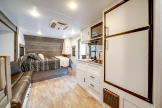 2-Unit RV Retreat Near Pomme de Terre Lake - 5