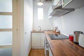 51NO1058 - Bright 1bed flat in Poble Sec - Barcelona - 1
