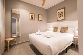 21mal1089-Magnific apartment near Sagrada familia - 5