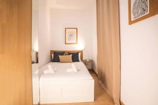 2ESC1067- Magnific 2br flat in the gothic district - 1