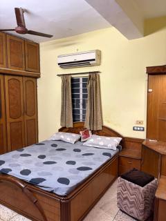 4BHK Premium Flat Located Near Main Market - 6