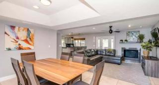 4 bdr, Two Master suite, billiards & desert oasis pool - 1