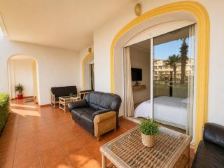 Luxury Garden Apartment Pool Beach Access - 7