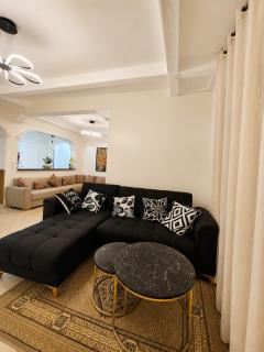 Luxury Garden Apartment Pool Beach Access - 6