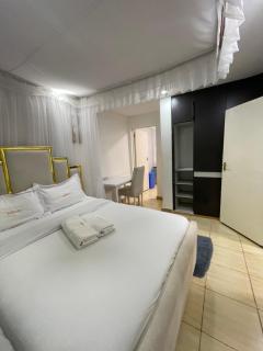 Stay with Steve - 4