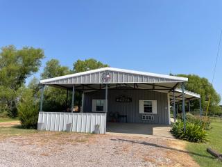 Four Oaks Bed And Breakfast - 8
