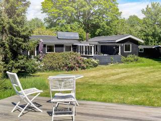 8 person holiday home in Asnæs - 2