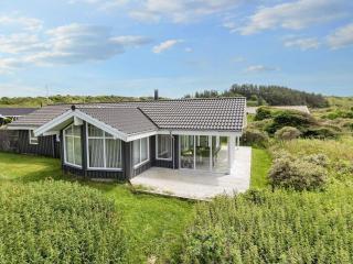 Luxury Beach House with Spa - 0
