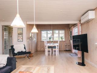 Beach Cottage with Annex - 4