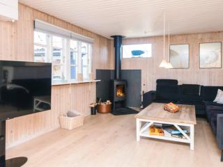 Beach Cottage with Annex - 9