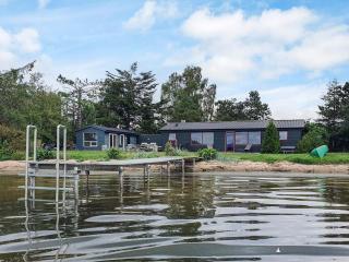 Lakefront Retreat in Sohojlandet - 1