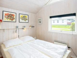 4 person holiday home in Lemvig-By Traum - 1