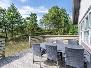 4 person holiday home in Blåvand - 2