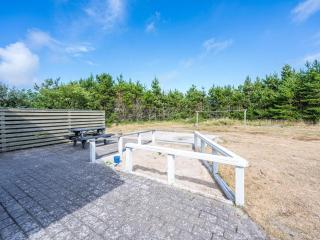 4 person holiday home in Blåvand - 2