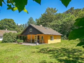 6 person holiday home in Aakirkeby-By Traum - 2