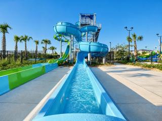 Superb Thematic 2BR with Waterpark & Garage - 1