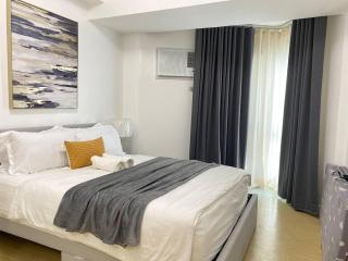 2BR Grand Riviera Suites by MrSayla - 7