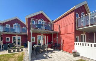 2 Bedroom Gorgeous Home In Hadsund - 0