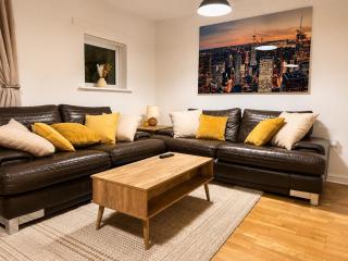 Sunderland City Centre Sleek 2 Bed Apartment - 0