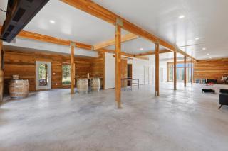 Private 22-Acre Farmhouse Retreat - Hot Tub Game Barn - 7