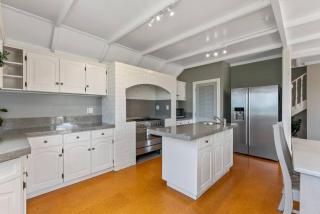 Lake Taupō Estate for 18ppl Pool, Spa & Big Views - 3