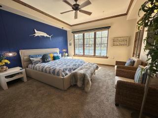 Villa On The River With Garage and 2 King Beds - 8