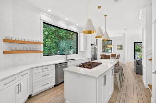 Crystal Oasis - Heated Pool & Carriage House - 8