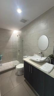 Premium apartment with city views - 2