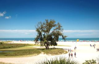 2BR Siesta Key Getaway Near Beach with Shared Pool! - 1