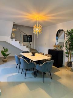 Luxury Penthouse with Pool & Private Jacuzzi - 1